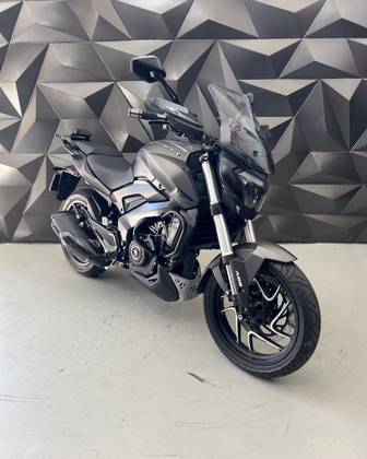 BAJAJ DOMINAR 400 